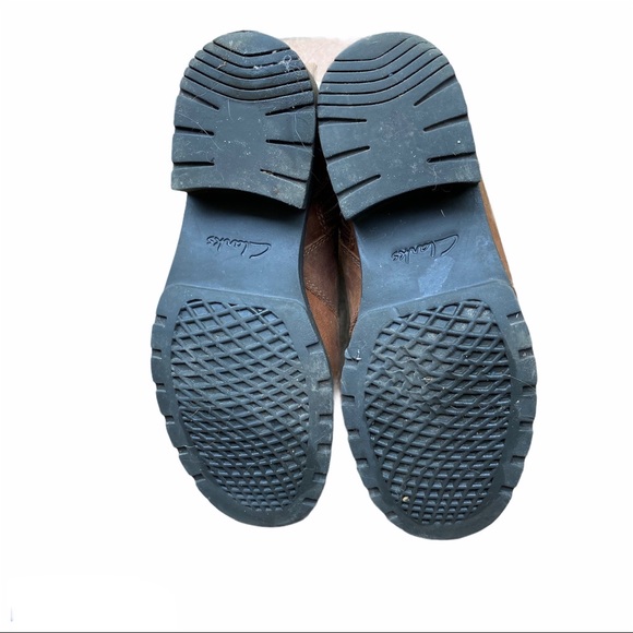 Clark’s Orinoco Dusk Shearling Lined Lace Up Boot - Picture 8 of 8